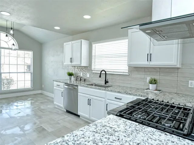 $1,950 | 1303 Green Terrace Drive, Round Rock, TX 78664