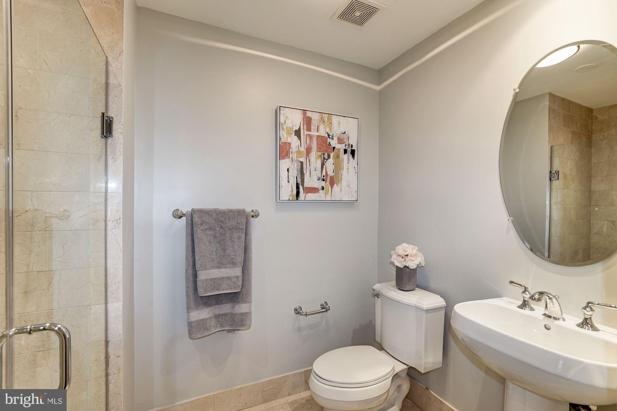 2425 L Street Northwest, Unit 422 Washington, DC 20037 - Photo 25 of 43