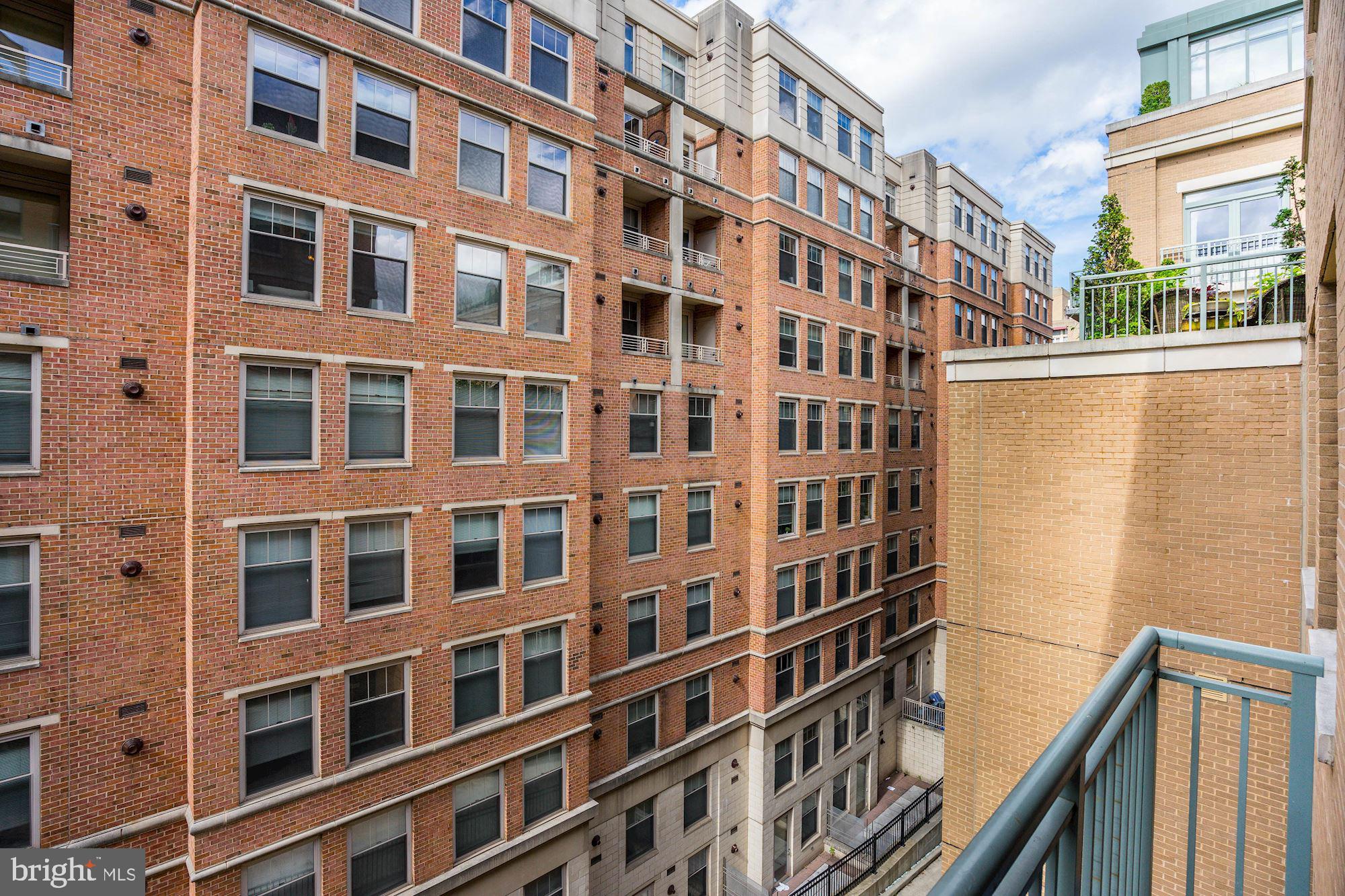 2425 L Street Northwest, Unit 422 Washington, DC 20037 - Photo 35 of 43