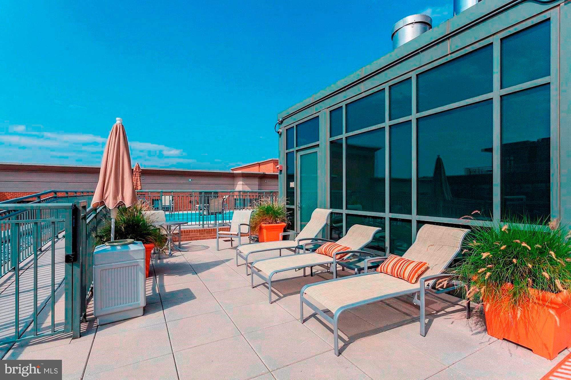2425 L Street Northwest, Unit 422 Washington, DC 20037 - Photo 42 of 43