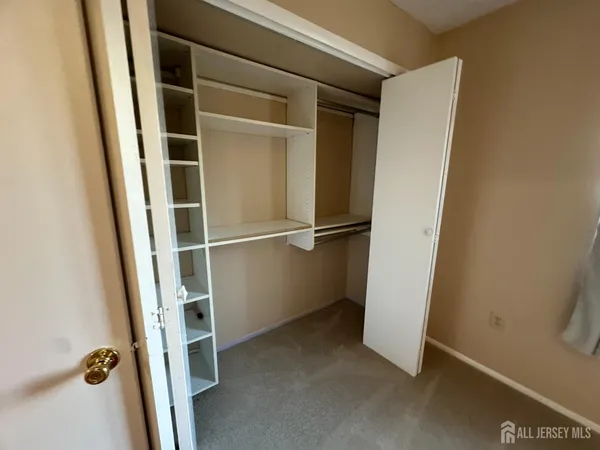 $2,350 | 1006 Aspen Drive, Plainsboro, NJ 08536