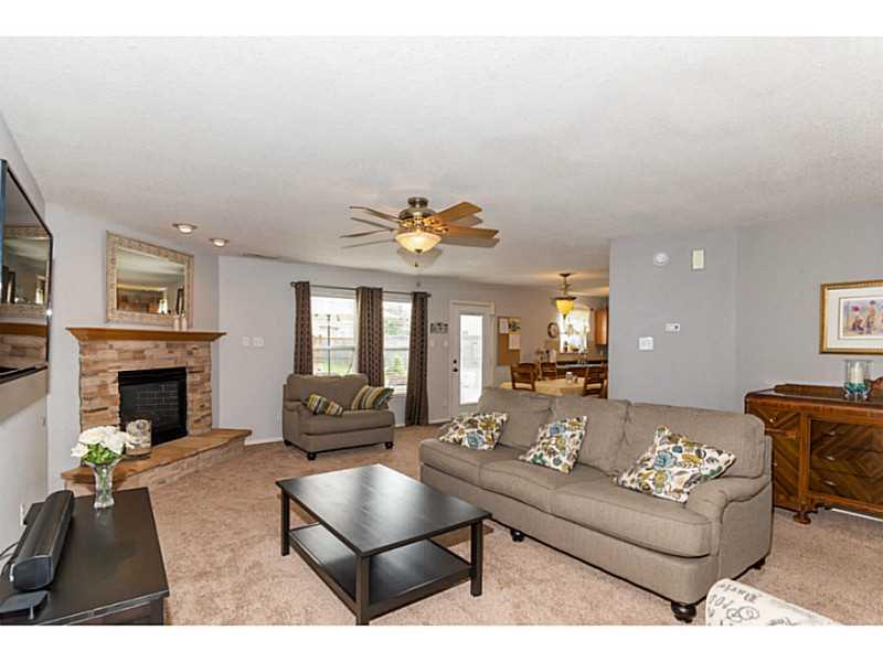 6899 Merritt Ridge Way Avon, IN 46123 - Photo 3 of 24
