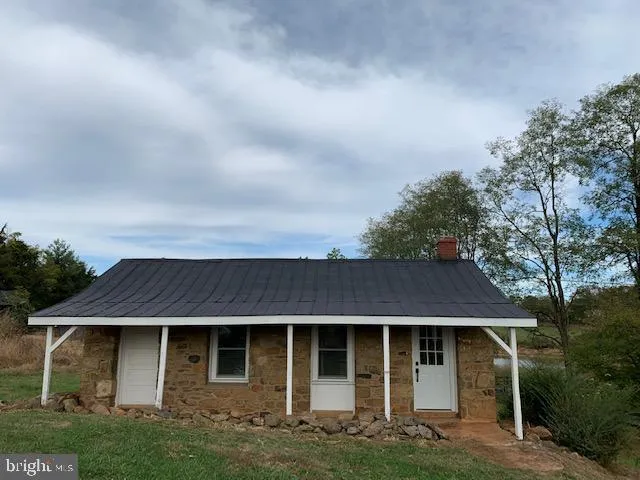 $1,500 | 18812 Harmony Church Road, Leesburg, VA 20175