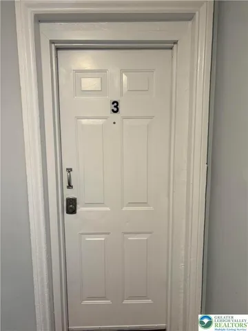 $1,000 | 119 South 7th Street, Unit 3, Allentown, PA 18101