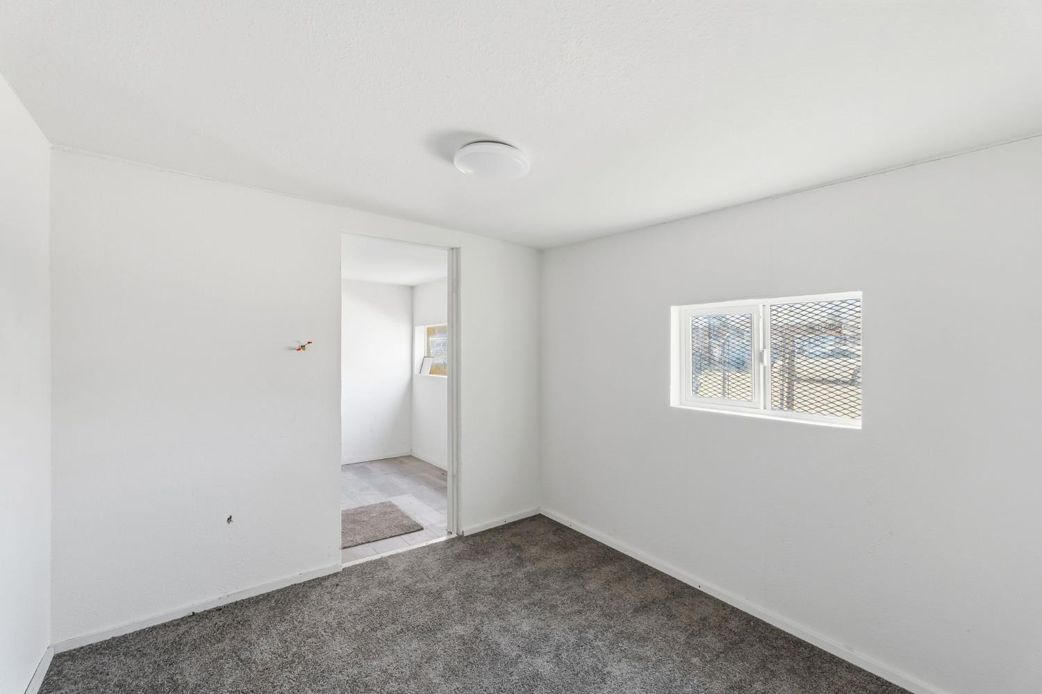 421 Mary Maricopa, CA 93252 - Photo 8 of 42