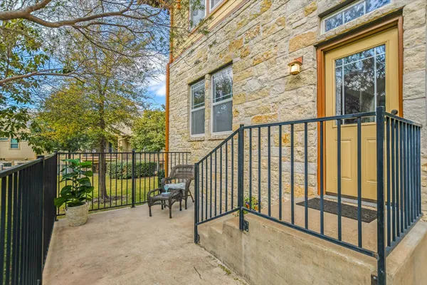 $549,500 | 2930 Grand Oaks Loop, Unit 2004, Cedar Park, TX 78613