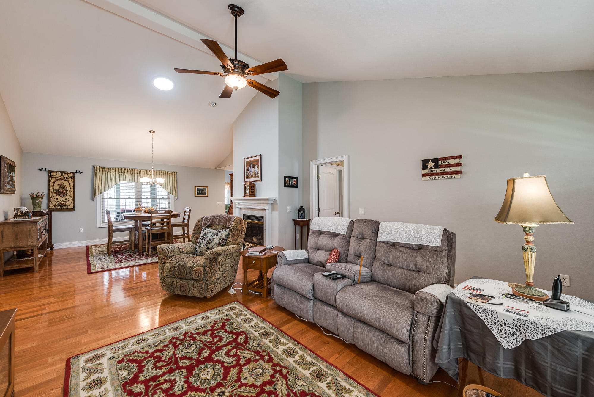 125 Norcross Road Fairfield Glade, TN 38558 - Photo 8 of 39 Livingroom-4