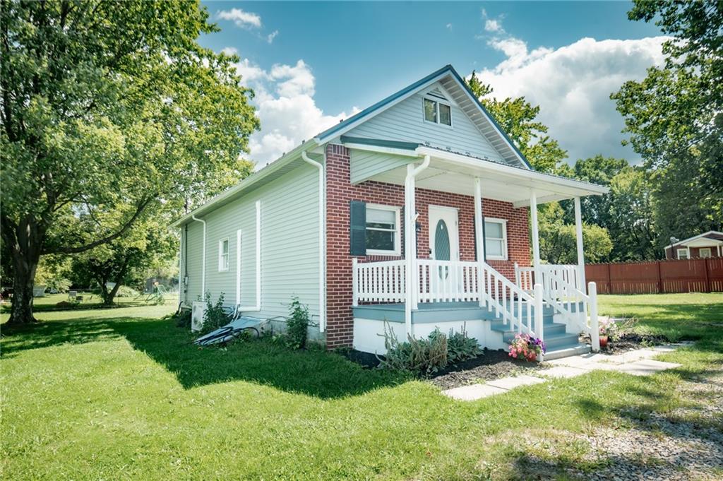 433 Old Indiana Road Josephine, PA 15750 - Photo 3 of 25