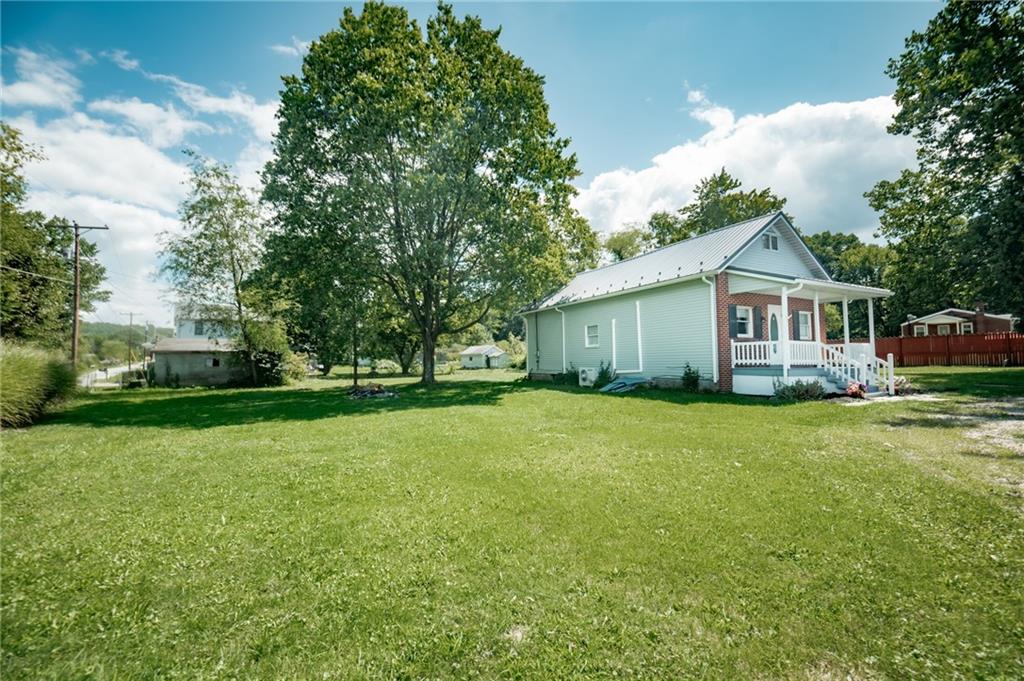 433 Old Indiana Road Josephine, PA 15750 - Photo 4 of 25