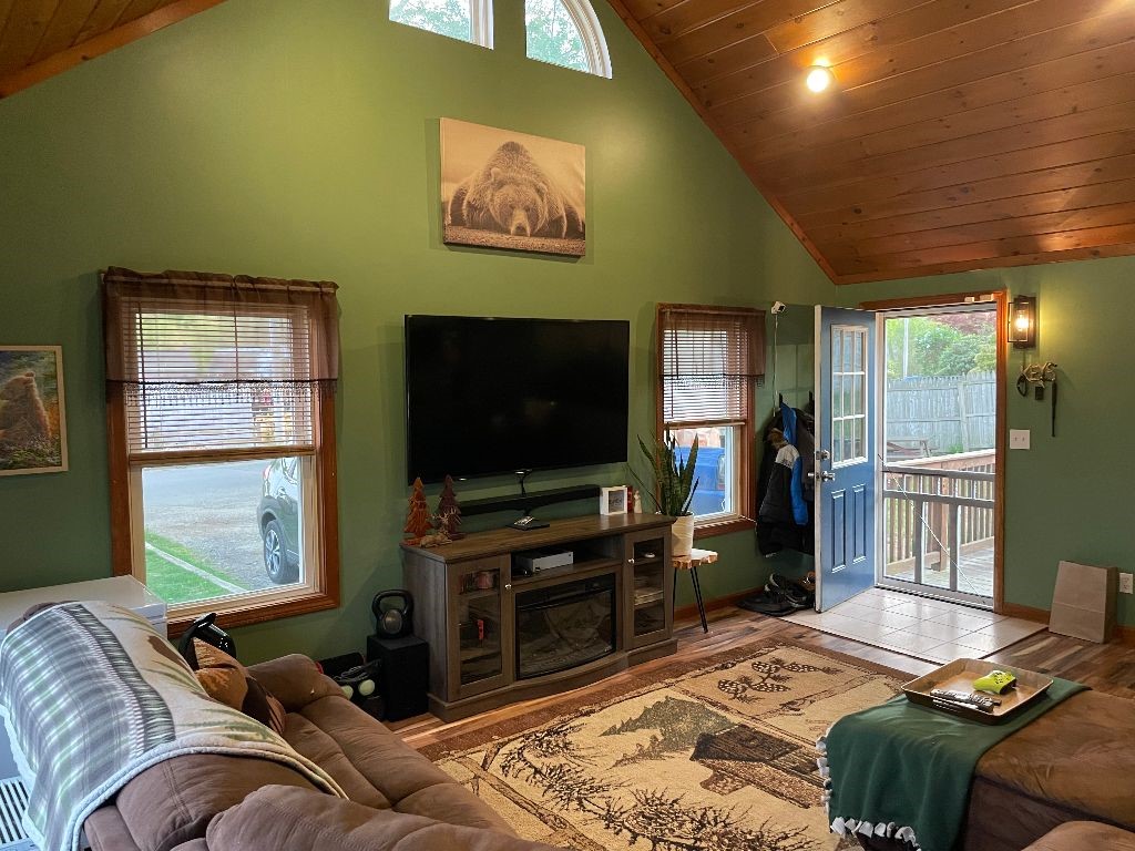 131 Arnold Road Coventry, RI 02816 - Photo 8 of 22