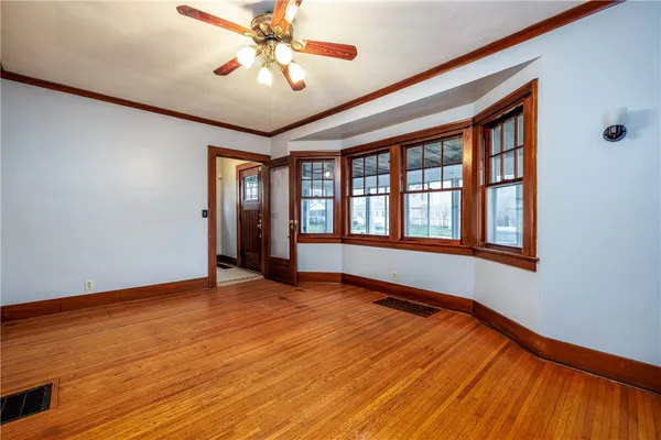 $150,000 | 85 Culver Parkway, Irondequoit, NY 14609