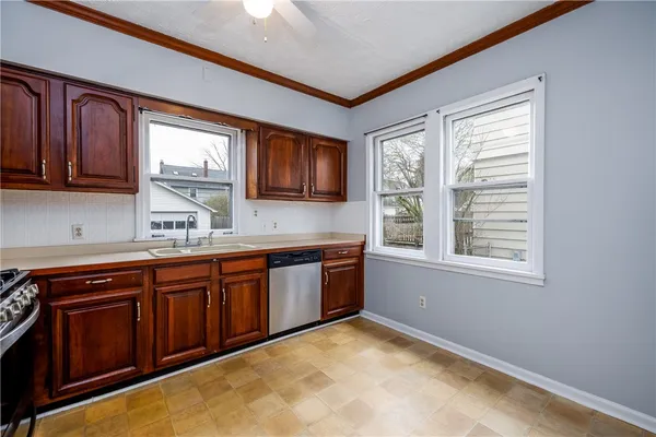 $150,000 | 85 Culver Parkway, Irondequoit, NY 14609