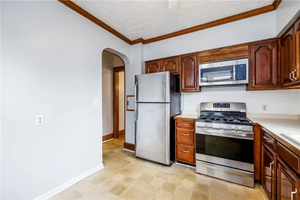 $150,000 | 85 Culver Parkway, Irondequoit, NY 14609