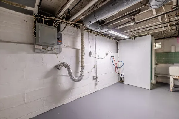 $150,000 | 85 Culver Parkway, Irondequoit, NY 14609