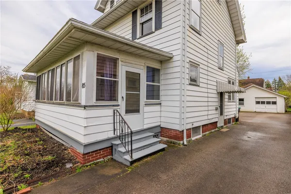 $150,000 | 85 Culver Parkway, Irondequoit, NY 14609