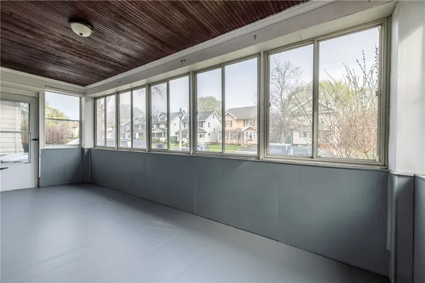 $150,000 | 85 Culver Parkway, Irondequoit, NY 14609