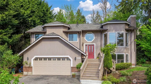 $1,790,000 | 14812 Southeast 62nd Court, Bellevue, WA 98006