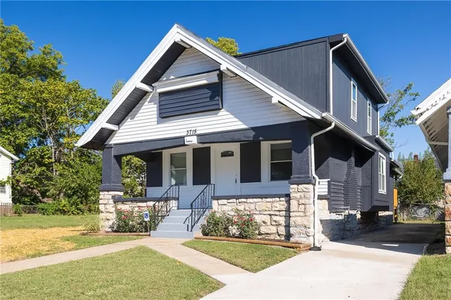 $204,900 | 3715 College Avenue, Kansas City, MO 64128