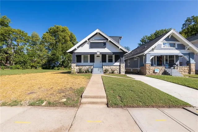 $204,900 | 3715 College Avenue, Kansas City, MO 64128