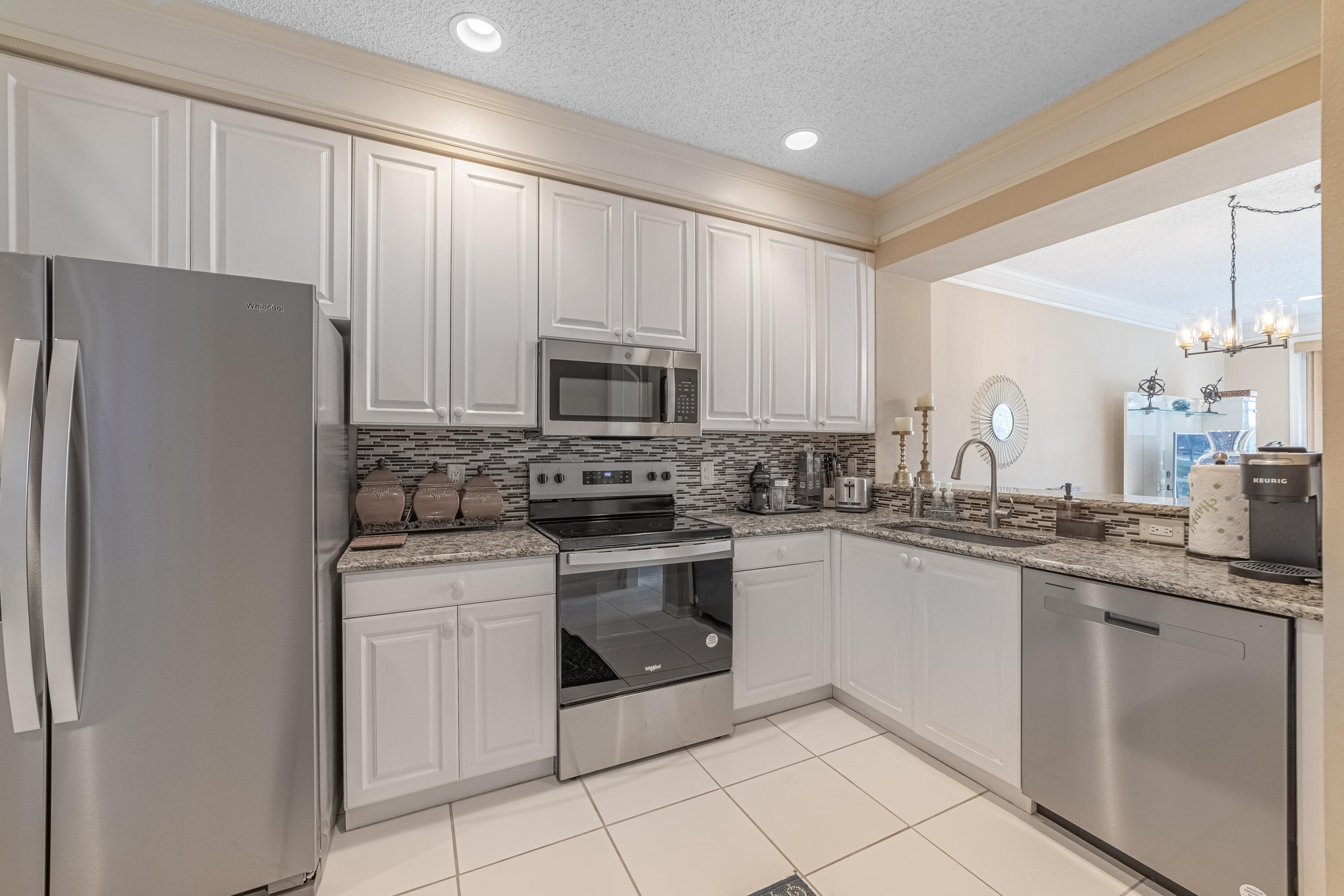 21486 St Andrews Grand Circle, Unit 16 Boca Raton, FL 33486 - Photo 26 of 34 Kitchen-C