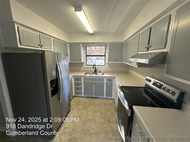 $1,600 | 918 Dandridge Drive, Fayetteville, NC 28303