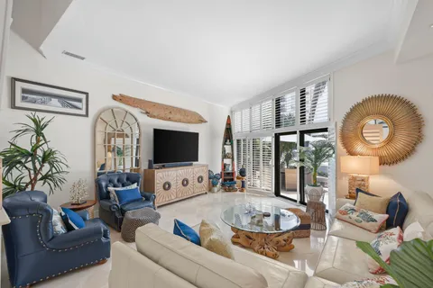 $1,450,000 | 3010 Northeast 49th Street, Unit 7, Fort Lauderdale, FL 33308
