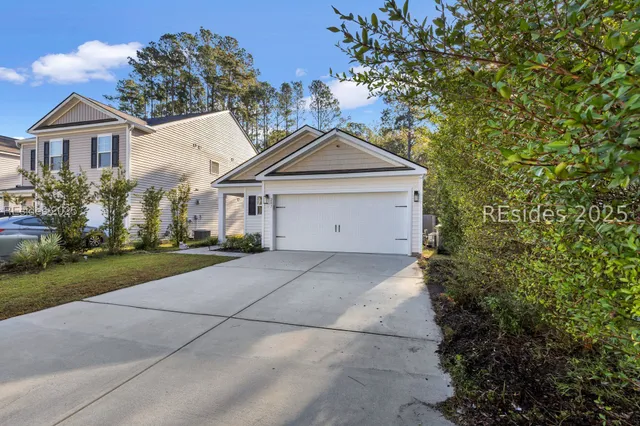 $389,900 | 207 Mascot Court, Okatie, SC 29909