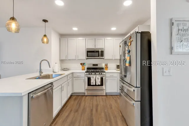 $389,900 | 207 Mascot Court, Okatie, SC 29909