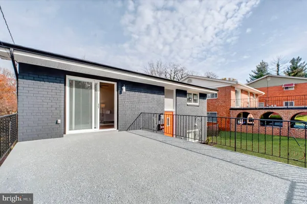 $669,999 | 3240 Pope Street Southeast, Washington, DC 20020