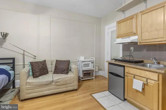 $85,600 | 1324 Locust Street, Unit 329, Philadelphia, PA 19107
