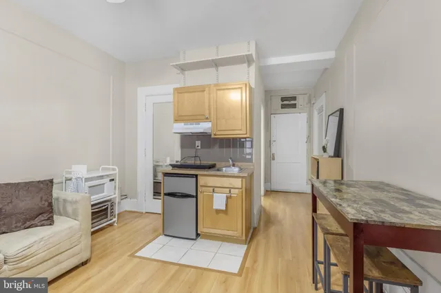 $85,600 | 1324 Locust Street, Unit 329, Philadelphia, PA 19107
