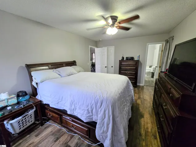 $319,500 | 137 Hillside Circle, Easley, SC 29640