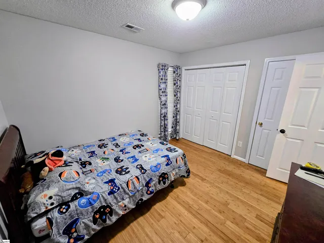 $319,500 | 137 Hillside Circle, Easley, SC 29640