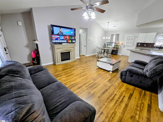 $319,500 | 137 Hillside Circle, Easley, SC 29640