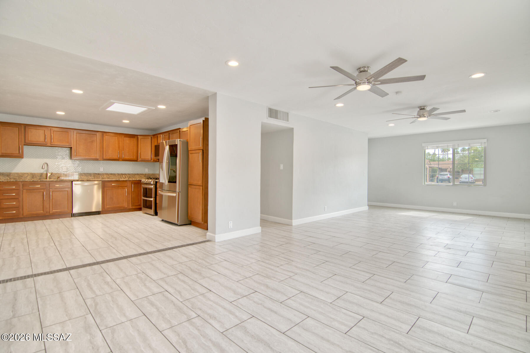 745 North Richey Boulevard Tucson, AZ 85716 - Photo 7 of 36