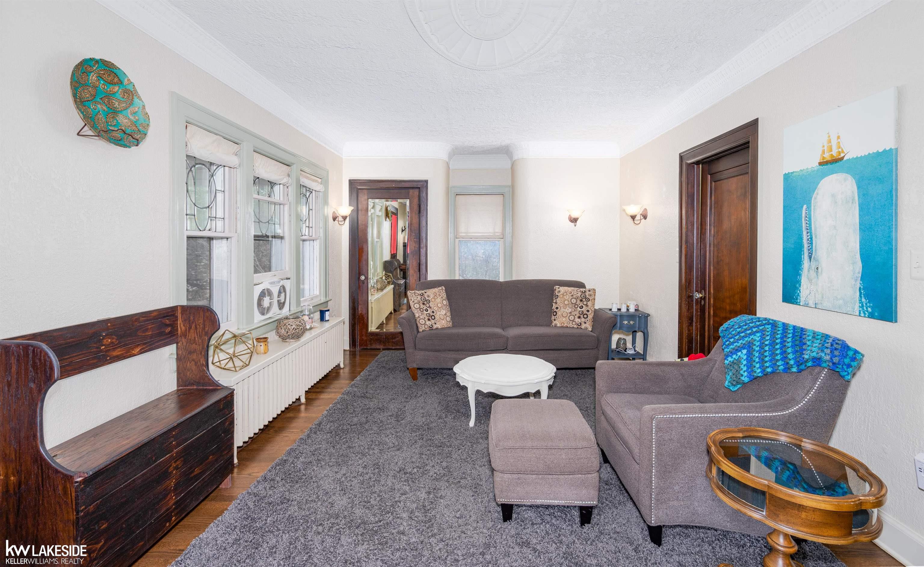 1262 Rochester Road Leonard, MI 48367 - Photo 9 of 28 50088614-8.JPG