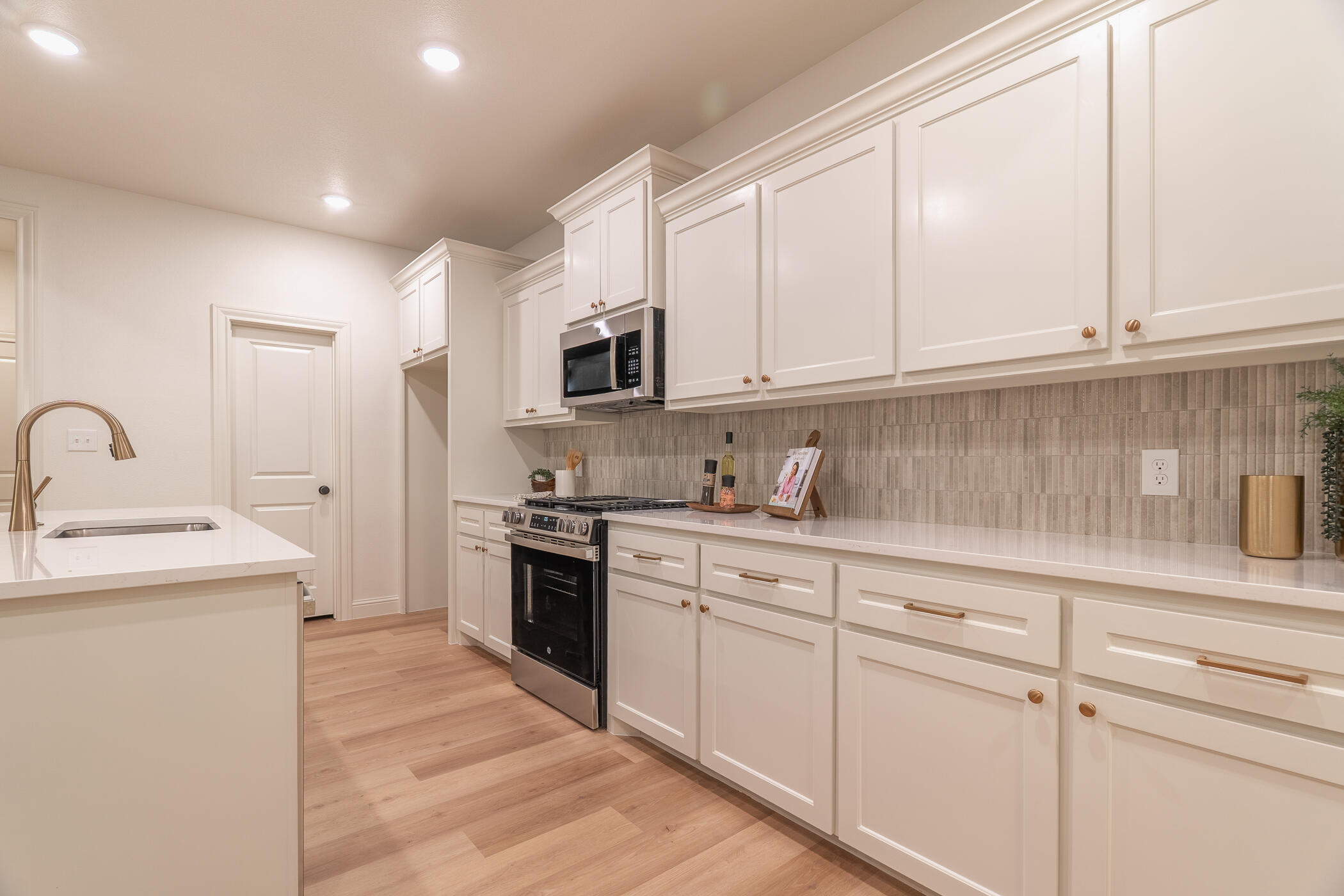 6917 14th Street Lubbock, TX 79416 - Photo 10 of 29 DSC09691-HDR