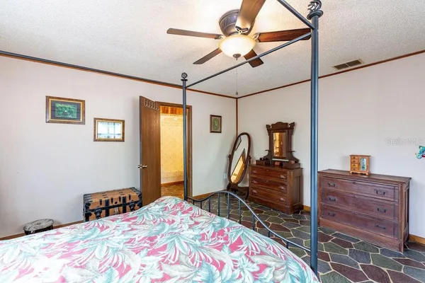 $300,000 | 103 Northeast Suwannee River Drive, Mayo, FL 32066