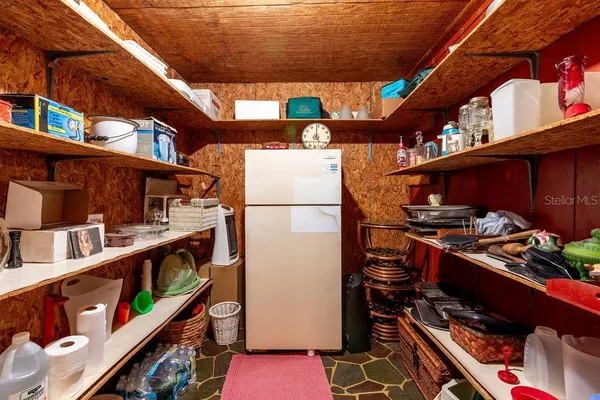 $300,000 | 103 Northeast Suwannee River Drive, Mayo, FL 32066