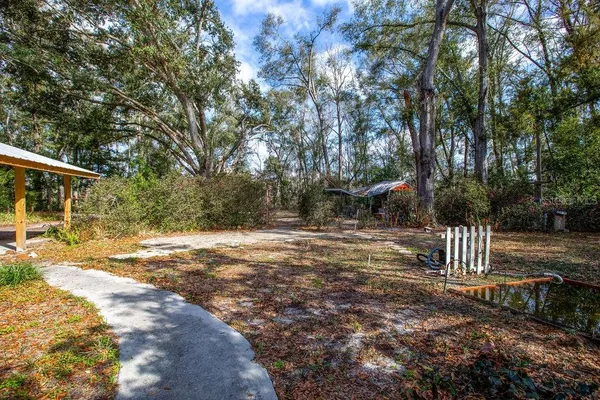 $300,000 | 103 Northeast Suwannee River Drive, Mayo, FL 32066