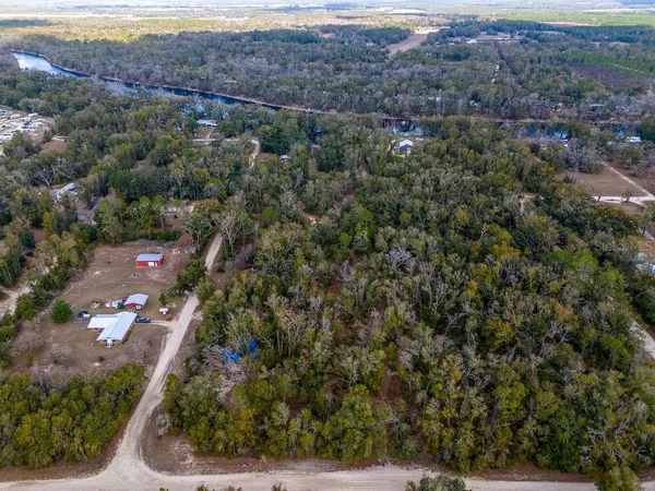 $300,000 | 103 Northeast Suwannee River Drive, Mayo, FL 32066