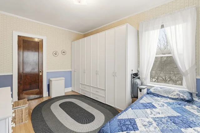 $319,000 | 1533 West Thorndale Avenue, Unit 3W, Chicago, IL 60660