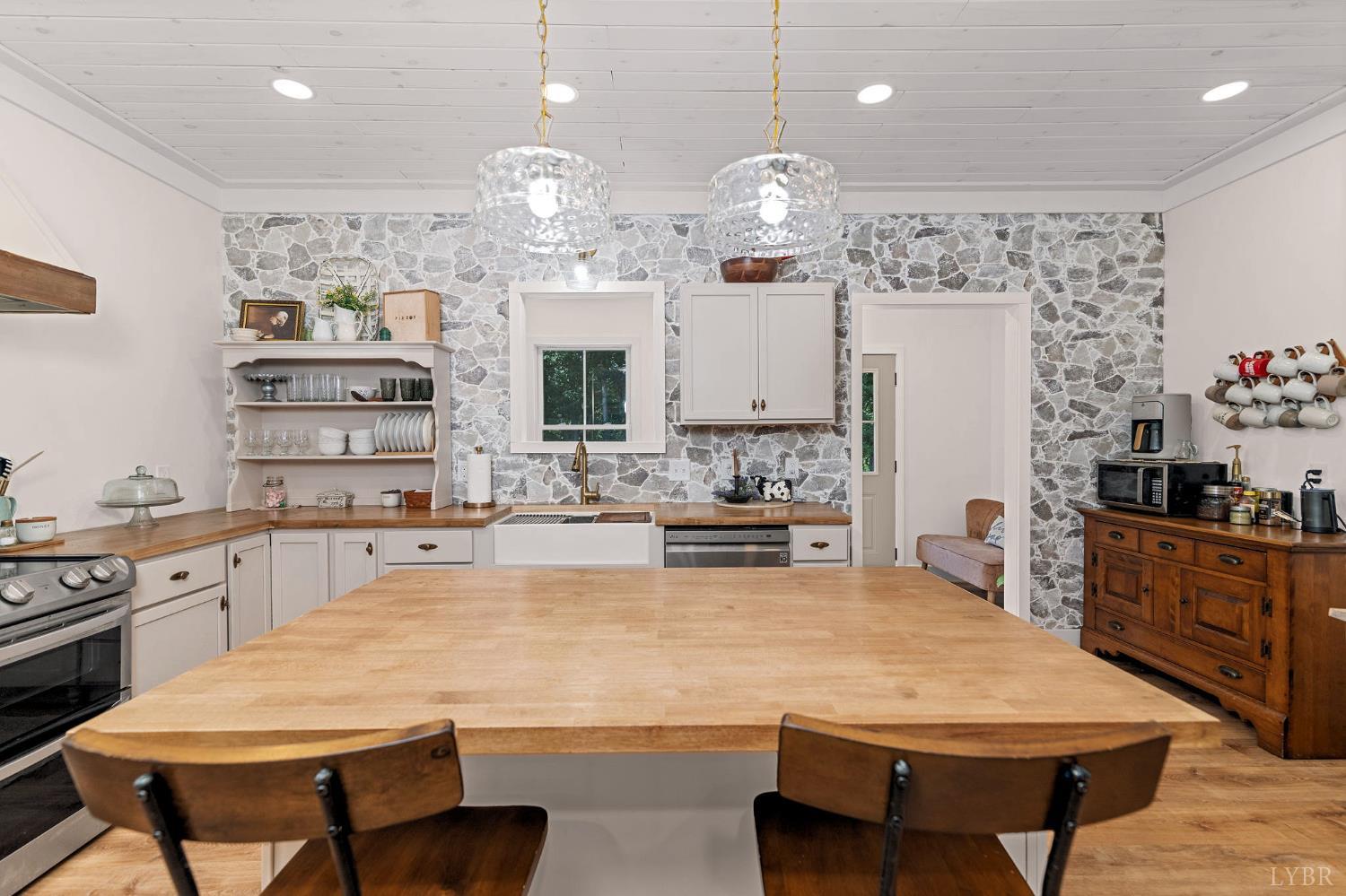 758 Angus Road Concord, VA 24538 - Photo 15 of 63 Gallery Image 15