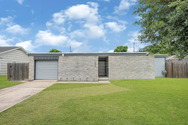 $235,000 | 7839 Fondren Road, Houston, TX 77074