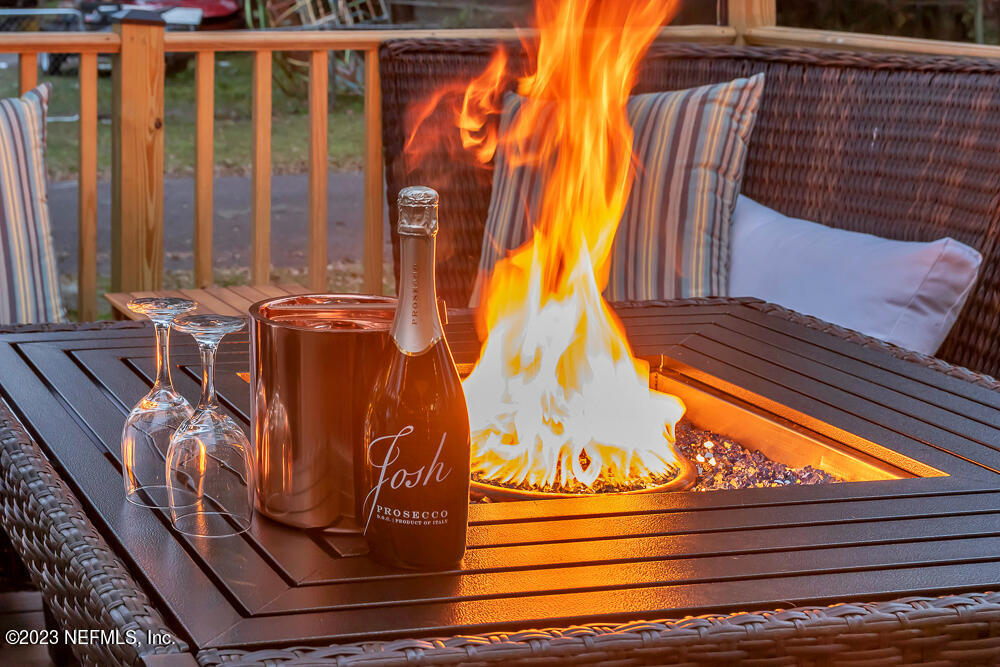 2353 Prospect Street Jacksonville, FL 32208 - Photo 44 of 50 Get Warm!