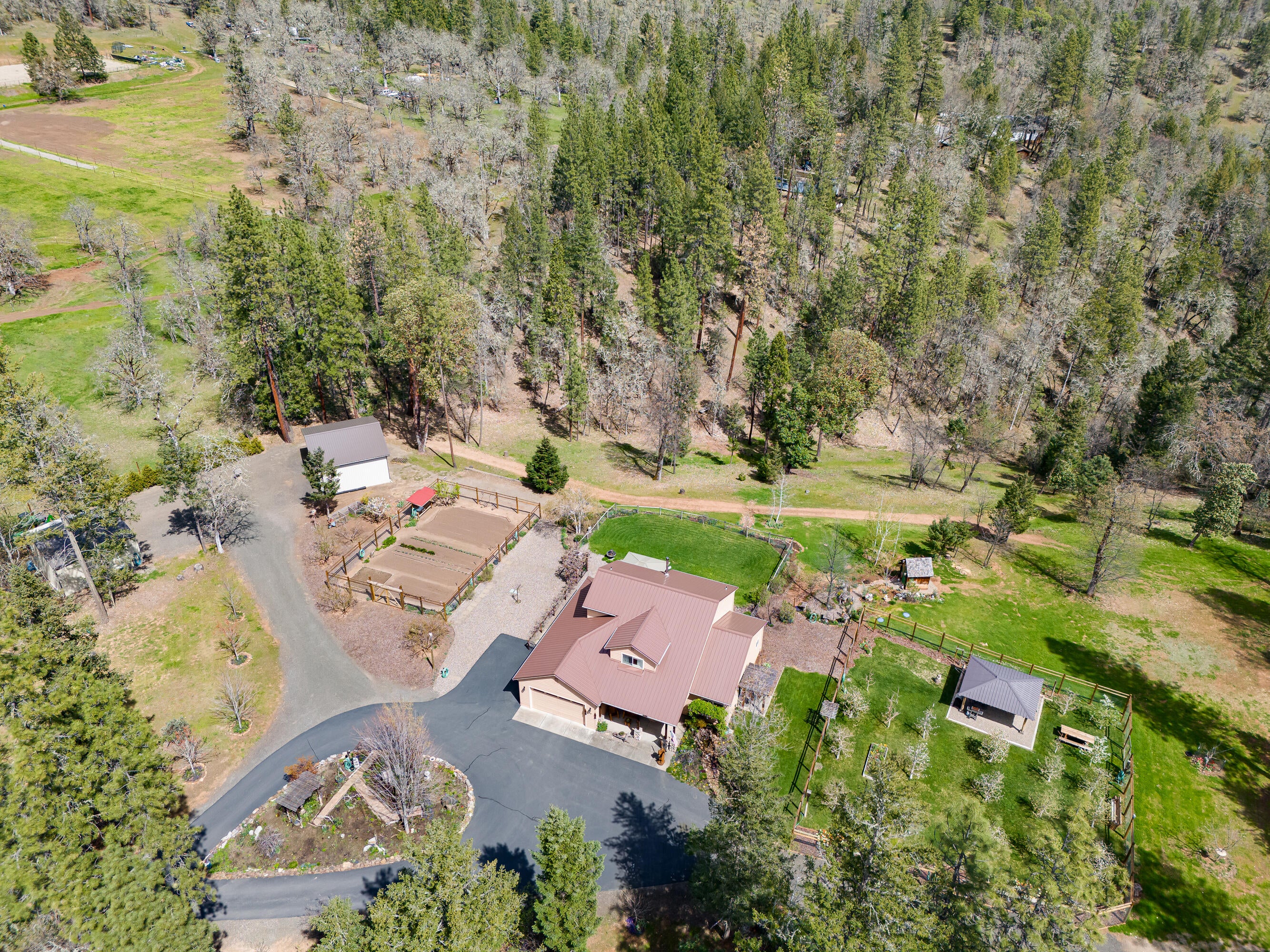 68 Busch Road Trail, OR 97541 - Photo 73 of 75 14