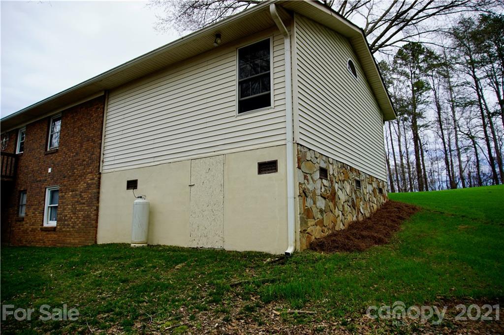 3038 Dravo Road Shelby, NC 28152 - Photo 32 of 33 a front view of a house with garden