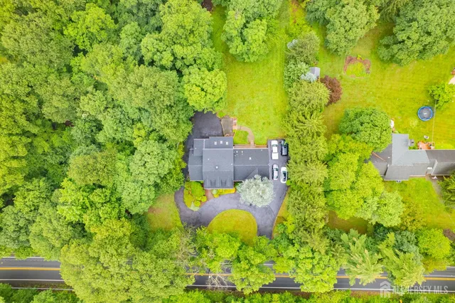 $1,199,000 | 140 Bunker Hill Road, Princeton, NJ 08540