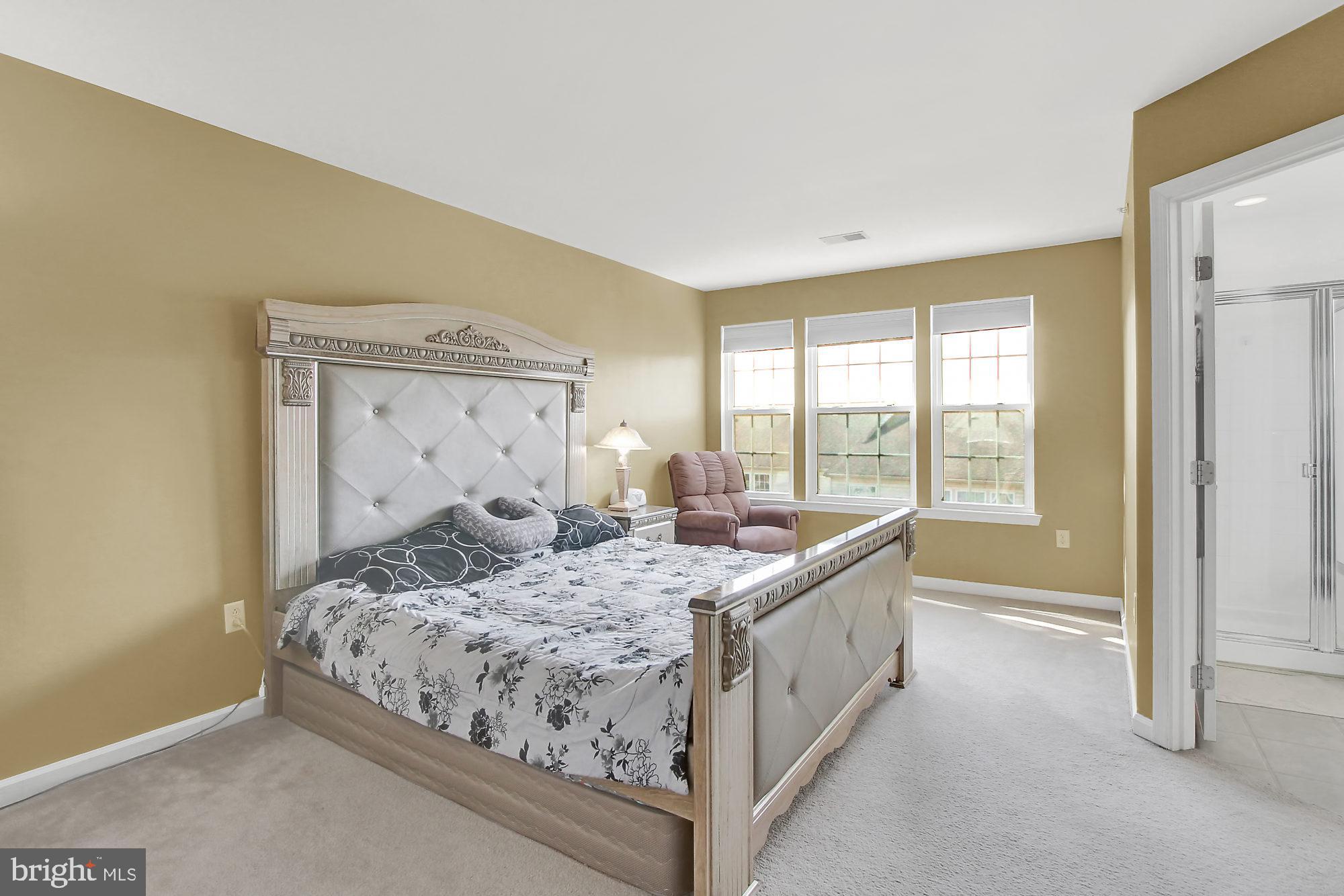 3204 Orchard View Road Reading, PA 19606 - Photo 8 of 21