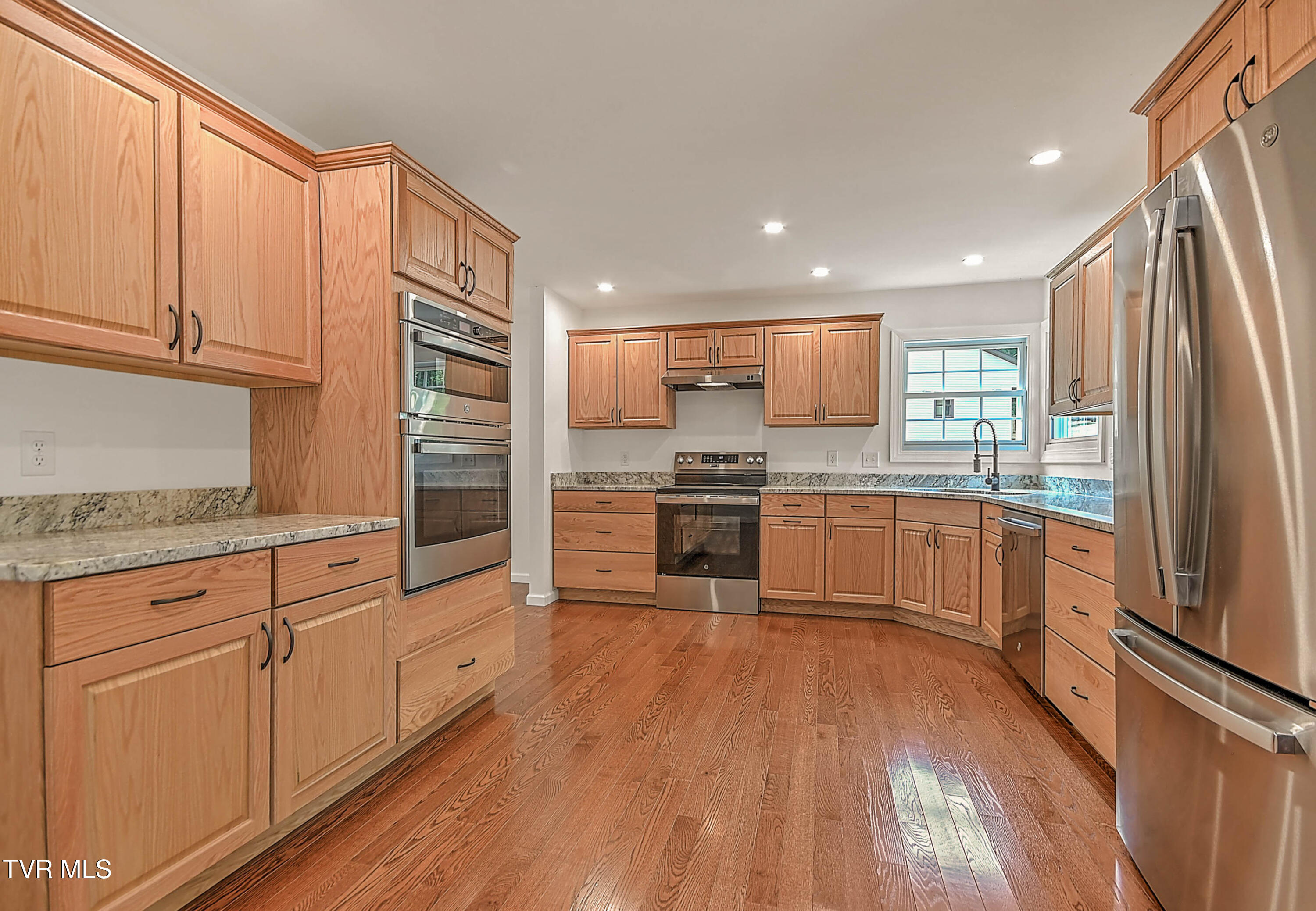 477 Norris Road Butler, TN 37640 - Photo 15 of 40 512 Norris DST-15